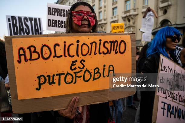 People protesting in front of the Congress of Deputies against the PSOE's bill to abolish prostitution. The Feminist Association of Sex Workers has...