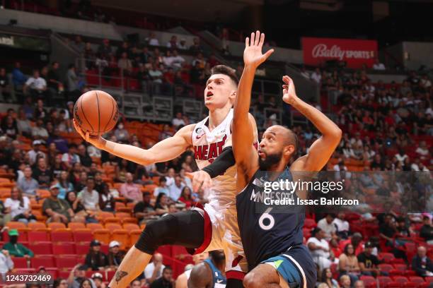 Tyler Herro of the Miami Heat drives to the basket Minnesota Timberwolves on October 4, 2022 at FTX Arena in Miami, Florida. NOTE TO USER: User...