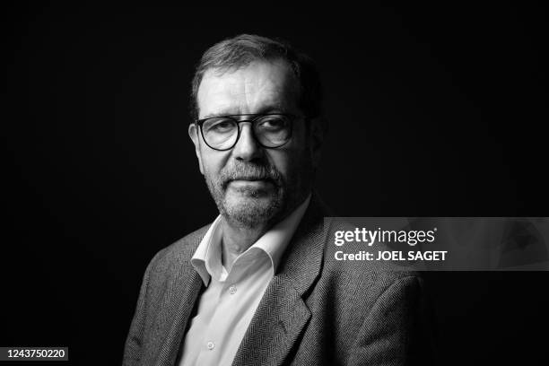 Physics Portrait 377 Quantum Physicist Stock Photos, High-Res Pictures, and Images ...