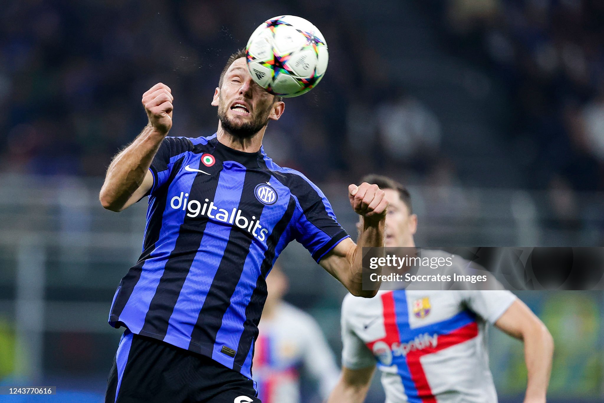 Italian media predict Inter rebuild: De Vrij s position in danger