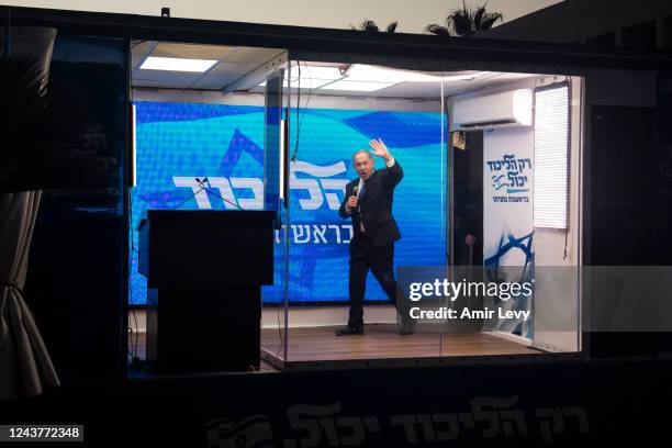 Former Israeli Prime Minster and Likud party leader Benjamin Netanyahu enters a modified truck as during a campaign event on October 6, 2022 in...