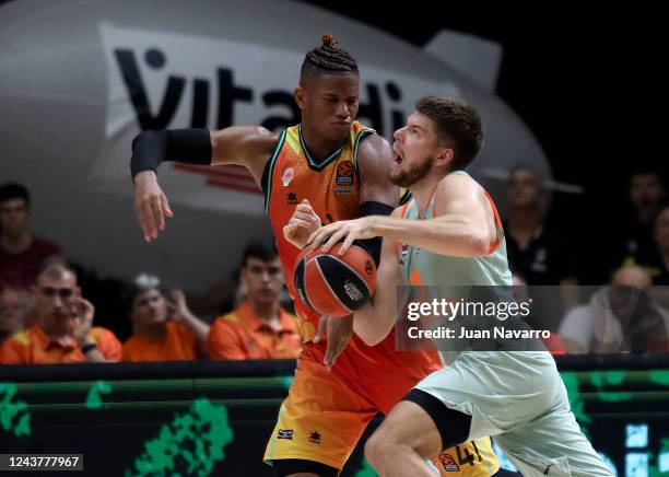 Rokas Giedraitis, #31 of Cazoo Baskonia Vitoria Gasteiz in action during the 2022/2023 Turkish Airlines EuroLeague Regular Season Round 1 match...