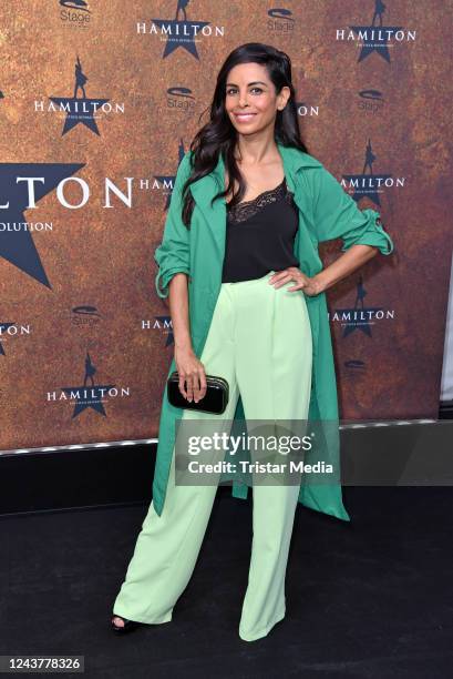 Collien Ulmen-Fernandes attends the premiere of "Hamilton - Das Musical" at Stage Operettenhaus on October 6, 2022 in Hamburg, Germany.