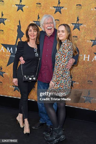 Carlo von Tiedemann, his wife Julia Laubrunn and their daughter Viktoria Tiedemann attend the premiere of "Hamilton - Das Musical" at Stage...