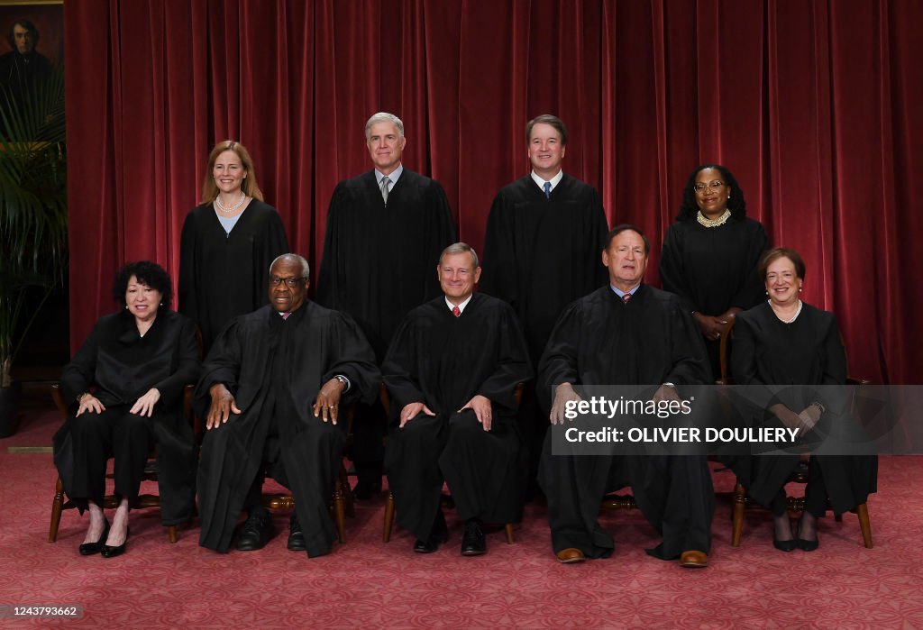 US-JUSTICE-SUPREME-COURT-GROUP-PHOTO