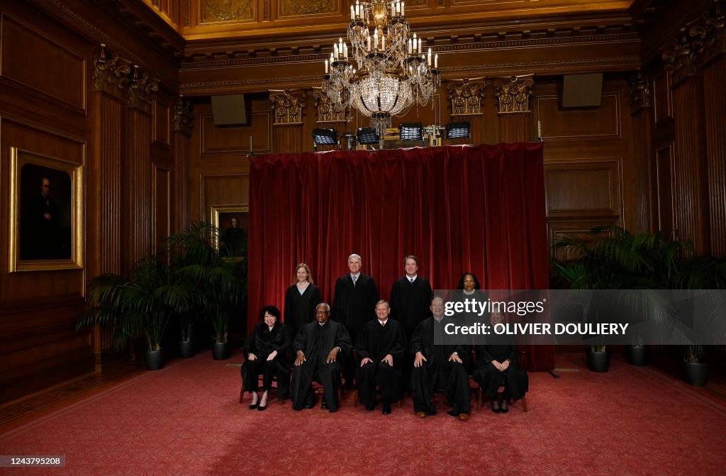 US-JUSTICE-SUPREME-COURT-GROUP-PHOTO