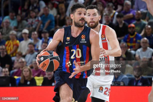 Nicolas Laprovittola and Alec Peters during the match corresponding to the week 1 of the Euroleague, between FC Barcelona and Olympiakos Basketball...