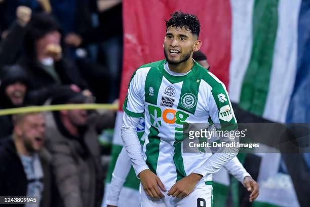 Ricardo Pepi of FC Groningen scores the 2-2 celebrating his goal with teammates 2-2 during the Dutch Eredivisie match between FC Groningen and RKC...