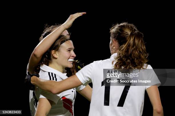 Fay van der Elst of Amsterdam Dames 1 celebrates 2-0 with Michelle Filet of Amsterdam Dames 1, Felice Albers of Amsterdam Dames 1 during the...