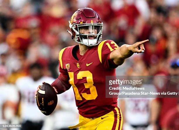 Los Angeles, CA Quarterback Caleb Williams of the USC Trojans against the Washington State Cougars in the first half of a NCAA football game at the...