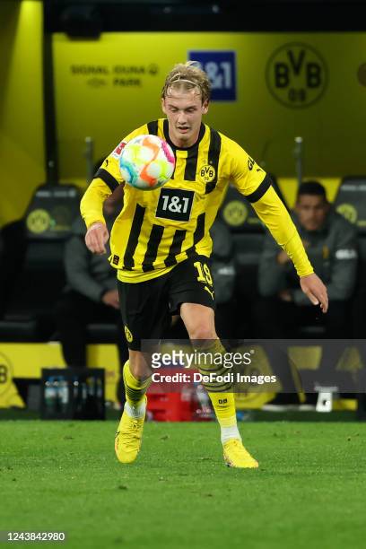 Julian Brandt of Borussia Dortmund controls the Ball during the Bundesliga match between Borussia Dortmund and FC Bayern München at Signal Iduna Park...