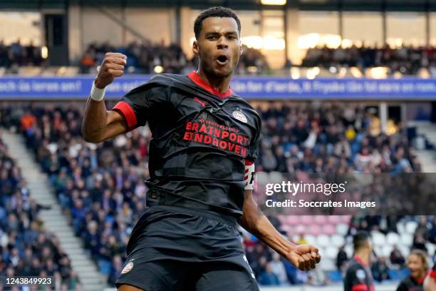 Cody Gakpo of PSV celebrates 0-1 during the Dutch Eredivisie match between SC Heerenveen v PSV at the Abe Lenstra Stadium on October 9, 2022 in...