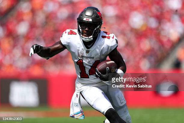 Chris Godwin of the Tampa Bay Buccaneers carries the ball during the second quarter of the game against the Atlanta Falcons at Raymond James Stadium...