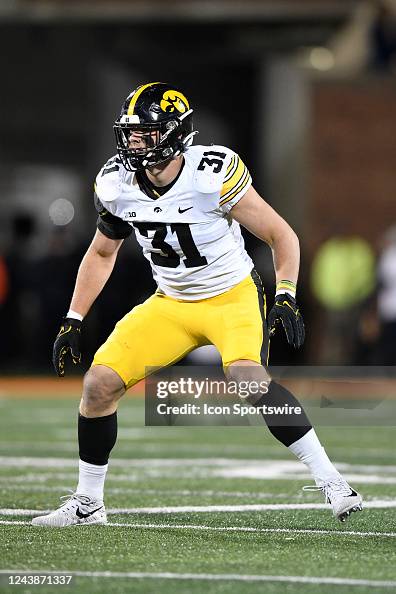 COLLEGE FOOTBALL: OCT 08 Iowa at Illinois COLLEGE FOOTBALL: OCT 08 Iowa at Illinois