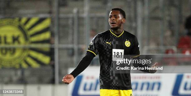 Jayden Braaf of Borussia Dortmund II reacts during the 3.Liga match between Hallescher FC and Borussia Dortmund II at Leuna-Chemie-Stadion on October...