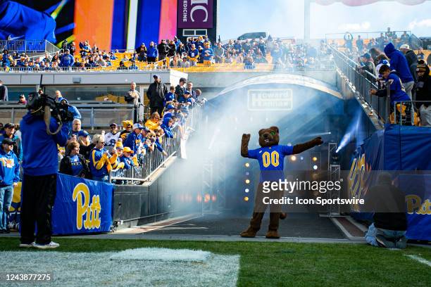 Pittsburgh Panthers mascot Roc leads the team onto the field during the college football game between the Virginia Tech Hokies and the Pittsburgh...