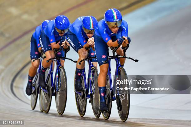 Elisa BALSAMO of Italy, Chiara CONSONNI of Italy, Martina FIDANZA of Italy and Vittoria GUAZZINI of Italy in action on the womens team pursuit...