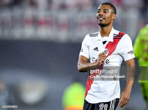 Nicolas De La Cruz of River Plate celebrates after scoring the first goal of his team during a match between River Plate and Platense as part of Liga...