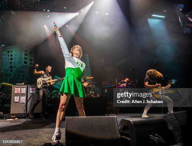 Inglewood, CA My Chemical Romance bassist Mikey Way, left, drummer Jarrod Alexander lead vocalist Gerard Way and lead guitarist Ray Toro perform at...