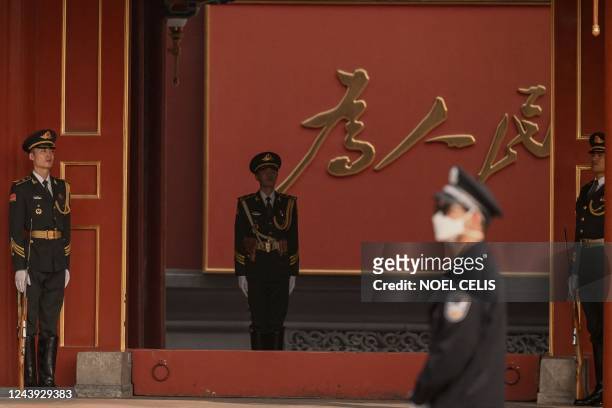 Security personnel stand guard at Zhongnanhai near Tiananmen Square ahead of China's 20th Communist Party Congress in Beijing on October 13, 2022.