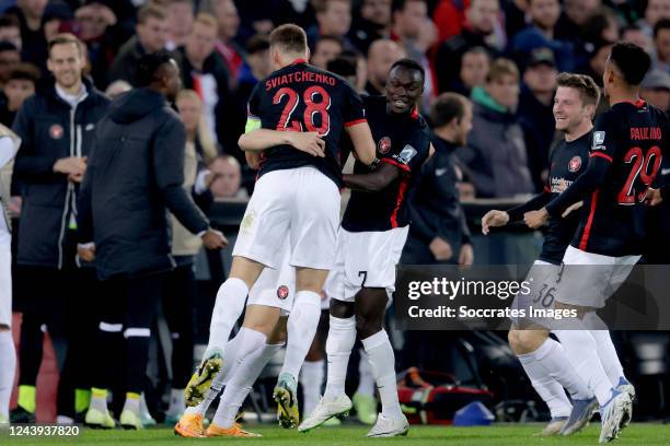 Emiliano Martinez of FC Midtjylland celebrates 0-1 with Erik Sviatchenko of FC Midtjylland, Pione Sisto of FC Midtjylland, Anders Dreyer of FC...