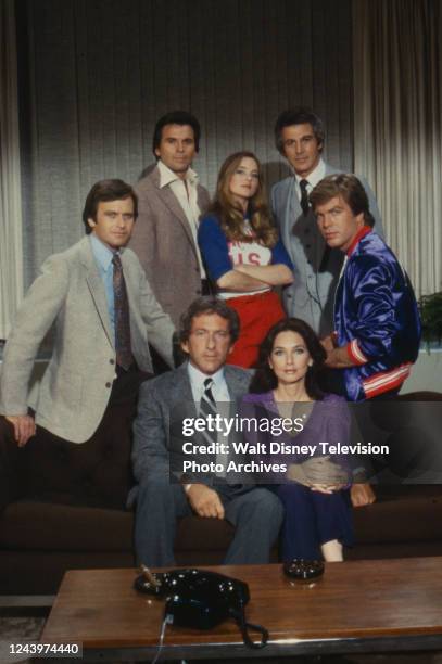 Los Angeles, CA Stuart Damon, Robin Mattson, John Gabriel, Robert S Woods, Peter Bergman, Barry Newman, Suzanne Pleshette promotional photo for the...