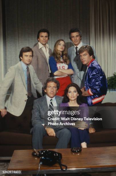 Los Angeles, CA Stuart Damon, Robin Mattson, John Gabriel, Robert S Woods, Peter Bergman, Barry Newman, Suzanne Pleshette promotional photo for the...