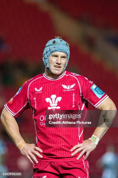 Jonathan Davies of the Scarlets during the United Rugby Championship match between the Scarlets and Zebre Parma at Parc y Scarlets on October 15,...