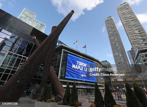 393 Scotiabank Arena Exterior Stock Photos, High-Res Pictures, and Images -  Getty Images