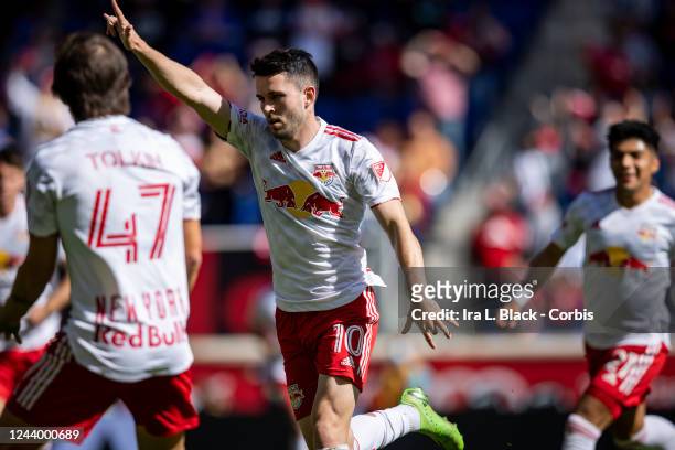 Lewis Morgan of New York Red Bulls celebrates his goal in the second half of the Eastern Conference Round One match in the Audi 2022 MLS Cup Playoff...