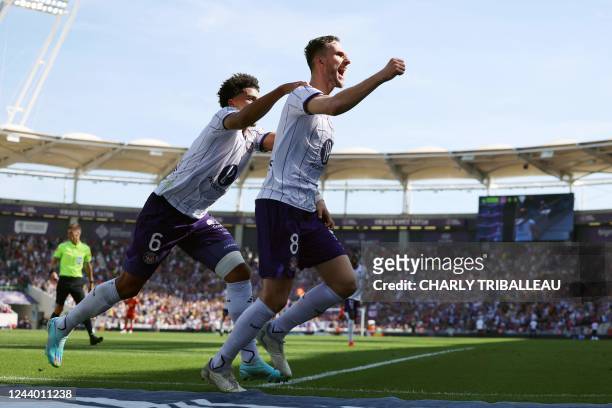 Toulouse's Dutch midfielder Branco van den Boomen celebrates after scoring a goal during the French L1 football match between Toulouse FC and SCO...