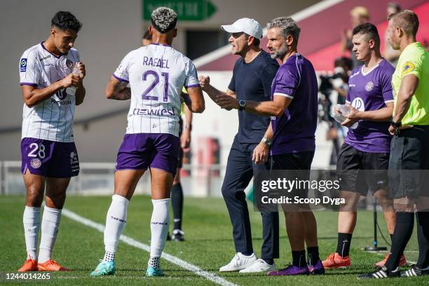 Philippe MONTANIER coach of Toulouse FC Rafael RATAO of Toulouse FC and Fares CHAIBI of Toulouse FC during the Ligue 1 Uber Eats match between...