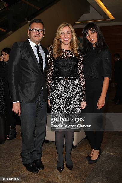 Aaron Arthur, Vogue Mexico and Latin America director, Eva Hughes and Denisse Padilla "La Mapacha" attend the Vogue's Fashion's Night Out at Antara...