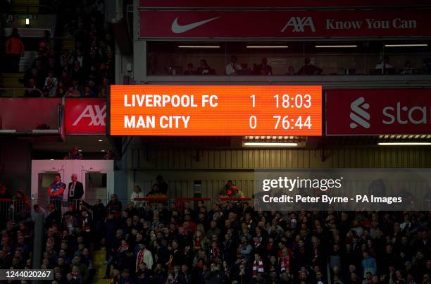 Score In Football 1,750 Scoreboard Premier League Stock Photos, High-Res Pictures, and ...