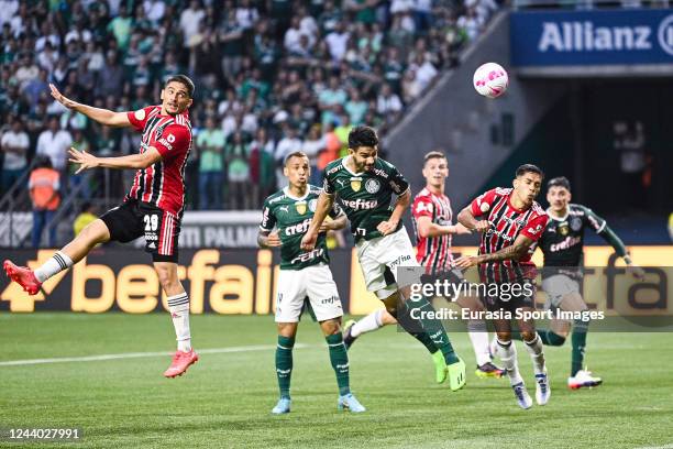 Jose Lopez of Palmeiras heads the ball during the match between Palmeiras and São Paulo at Allianz Parque on October 16, 2022 in Sao Paulo, Brazil.