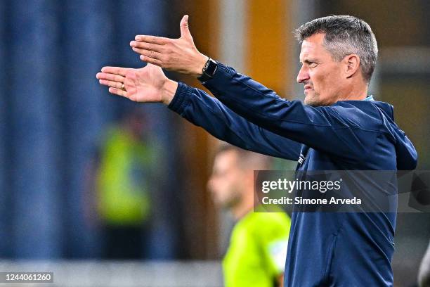 Alexander Blessin head coach of Genoa reacts during the Coppa Italia match between Genoa CFC and Spal at Stadio Luigi Ferraris on October 18, 2022 in...