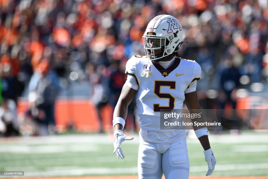 COLLEGE FOOTBALL: OCT 15 Minnesota at Illinois