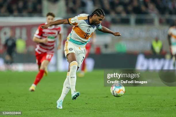 Serge Gnabry of Bayern Muenchen controls the ball during the DFB Cup second round match between FC Augsburg and FC Bayern München at WWK-Arena on...