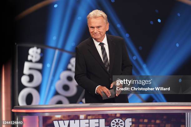 Phil Rosenthal, Carla Hall and Jet Tila Hosted by pop-culture legends Pat Sajak and Vanna White, Celebrity Wheel of Fortune takes a star-studded spin...