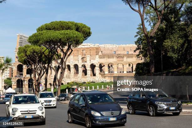 Traffic Rome Traffic Rome Photos and Premium High Res Pictures - Getty Images
