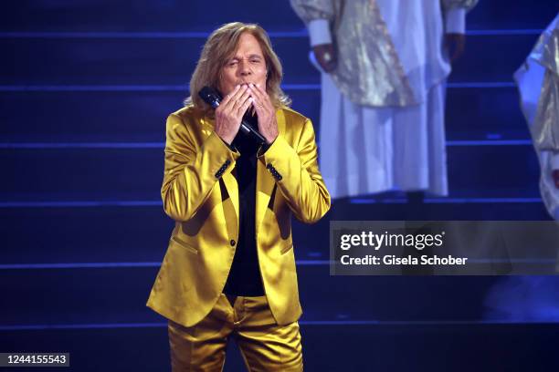 Germany Singer Juergen Drews during the tv show "Das große Schlagerjubiläum - auf die nächsten 100!" at Media Center Leipzig on October 21, 2022 in...