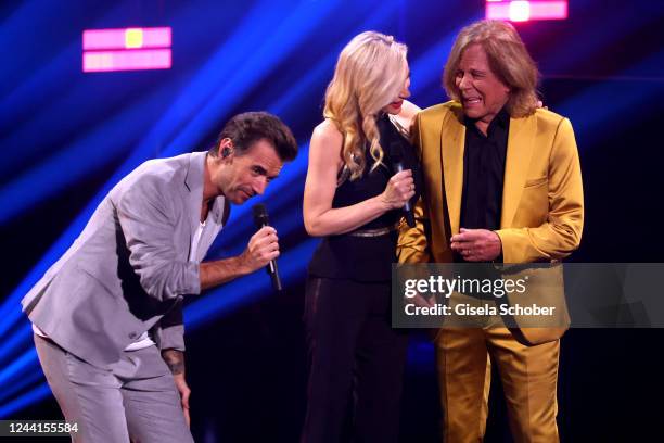 Germany Singer and showmaster Florian Silbereisen, Ramona Drews and Juergen Drews during the tv show "Das große Schlagerjubiläum - auf die nächsten...