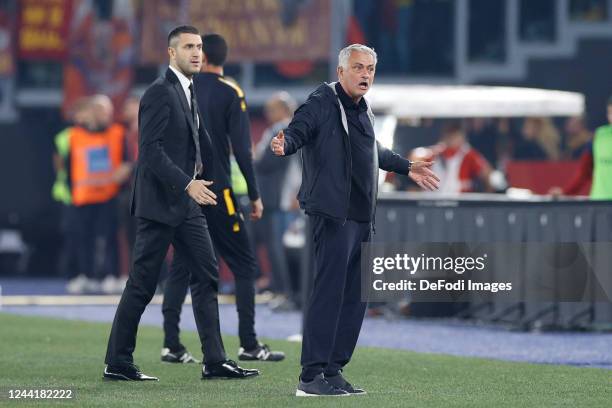 Jose Mourinho Head Coach of AS Roma gestures during the Serie A match between AS Roma and SSC Napoli at Stadio Olimpico on October 23, 2022 in Rome,...