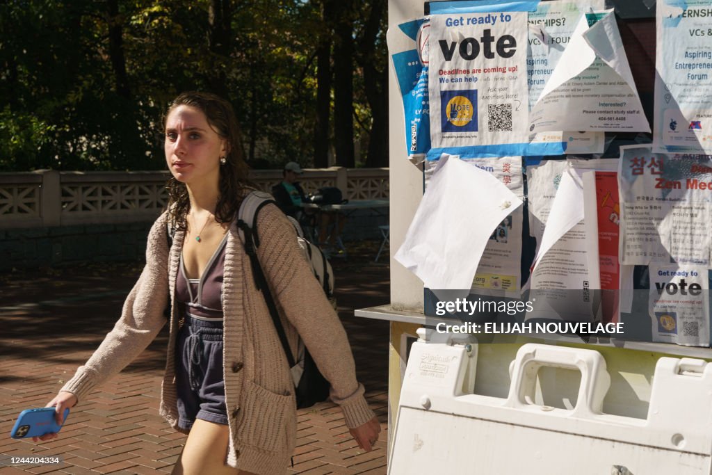 US-VOTE-POLITICS-YOUTH