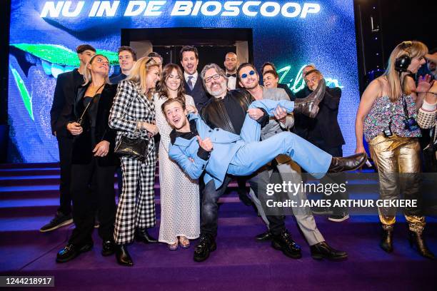 Actress Barbara Sarafian, actress Charlotte Timmers, actor Jonas Vermeulen, former Zillion owner Frank Verstraeten and actor Matteo Simoni pictured...