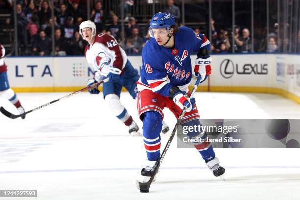 Artemi Panarin of the New York Rangers skates with the puck against the Colorado Avalanche at Madison Square Garden on October 25, 2022 in New York...