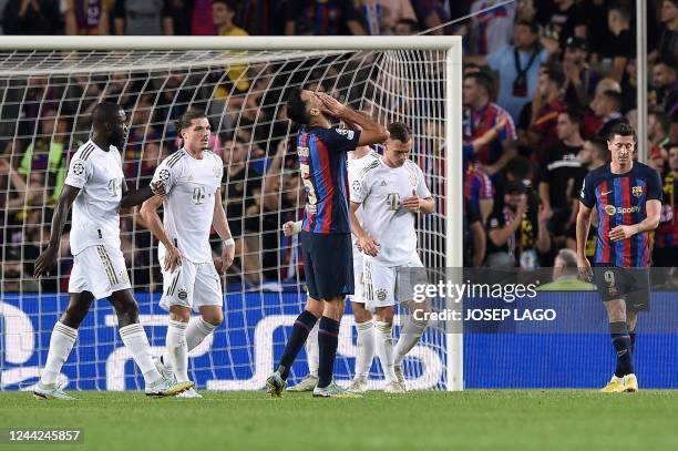 Barcelona's Spanish midfielder Sergio Busquets reacts after missing an opportunity during the UEFA Champions League 1st round day 5, Group C football...