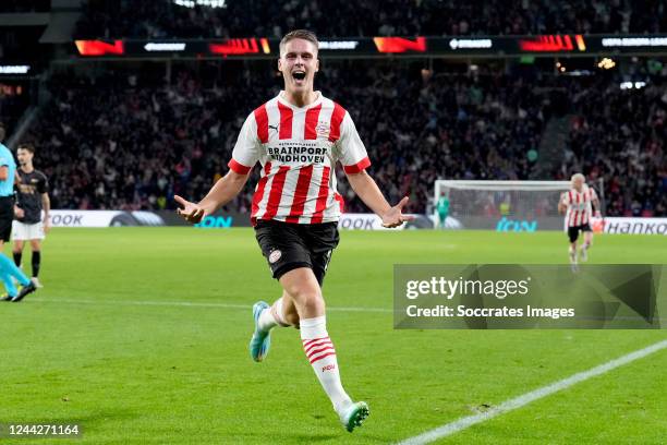 Joey Veerman of PSV celebrates 1-0 during the UEFA Europa League match between PSV v Arsenal at the Philips Stadium on October 27, 2022 in Eindhoven...