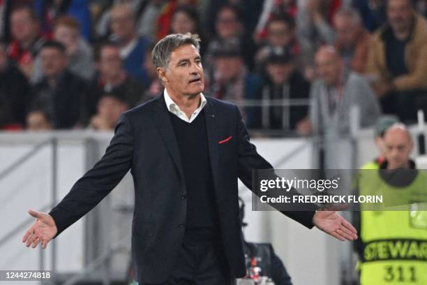 Olympiacos' Spanish head coach Michel reacts during the UEFA Europa League Group G football match between SC Freiburg and Olympiacos FC in Freiburg...