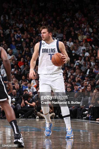 Luka Doncic of the Dallas Mavericks dribbles the ball during the game against the Brooklyn Nets on October 27, 2022 at Barclays Center in Brooklyn,...